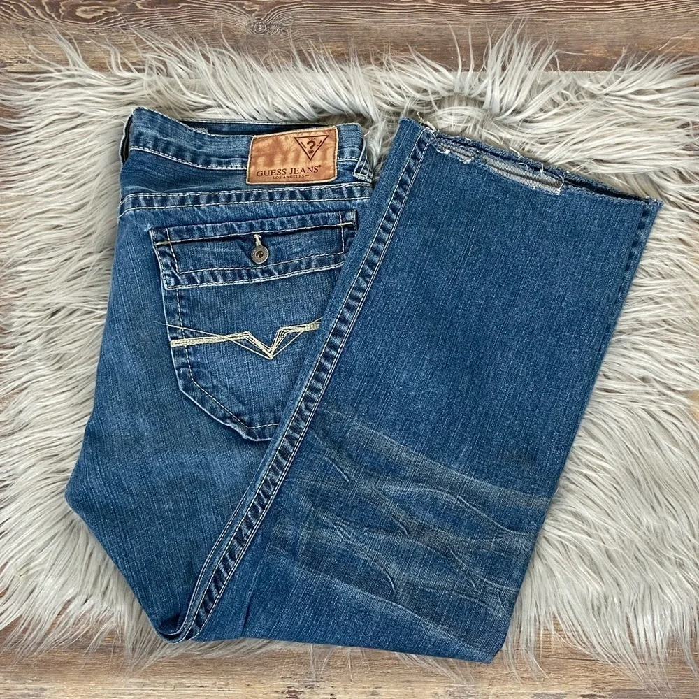 Guess Pasadena Men's Straight Leg Jeans Size 36 Distressed Flap Pockets Blue